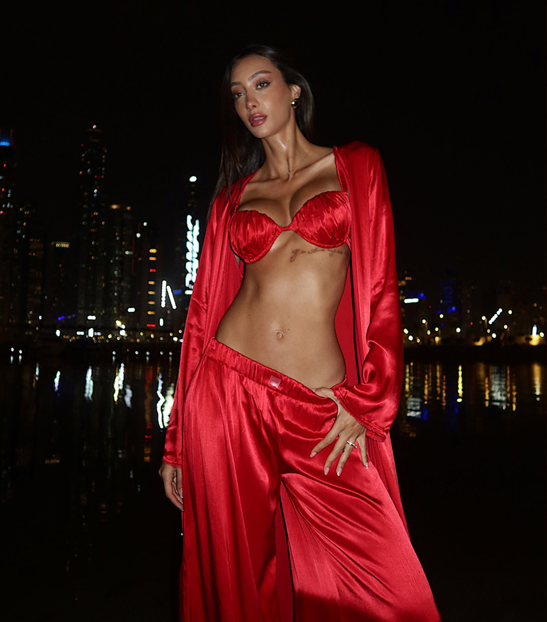 021225Lui-4-piece-set,-red1